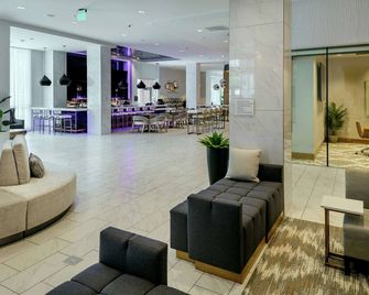 Hilton Garden Inn Seattle Bellevue Downtown - Bellevue - Lobby