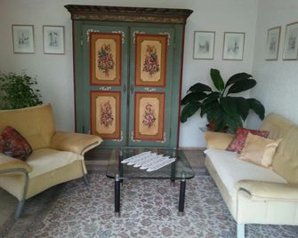 Hotel Park Eden - Bad Bellingen - Living room