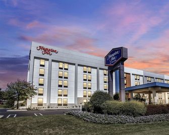 Hampton Inn Harrisburg-East (Hershey Area) - Harrisburg - Building