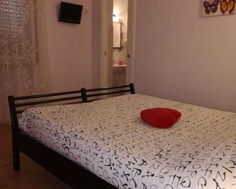 B&B Topaze - Sirmione - Bedroom