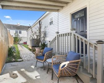 Jazzfest Central Spotless 3br W Driveway - New Orleans - Balcony