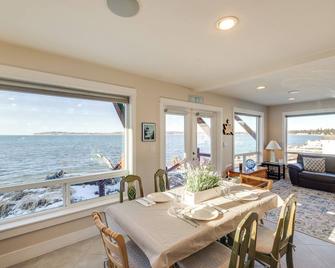 Ocean Views and Beach Access at Cottage on Birch Bay - Blaine - Essbereich