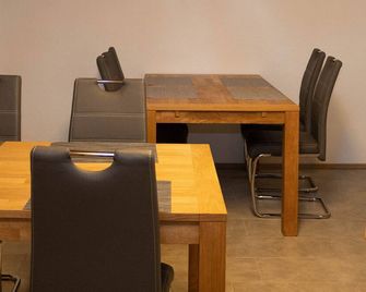 Renovated half-timbered house in a quiet location - Bruchweiler-Bärenbach - Essbereich