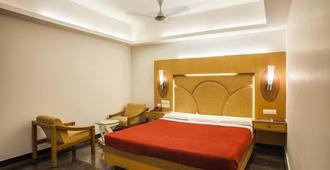 Hotel Ilapuram - Vijayawada - Bedroom