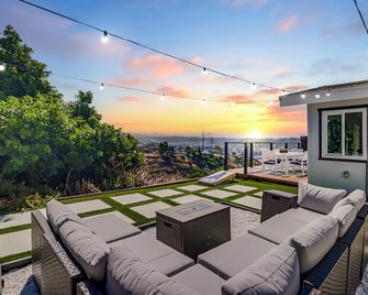 The San Diego Sunrise Adobe - San Diego - Balcón