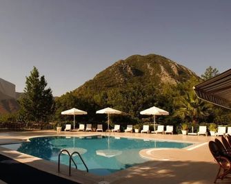 Likya Misafir ve Seminer Evi - Adrasan - Pool
