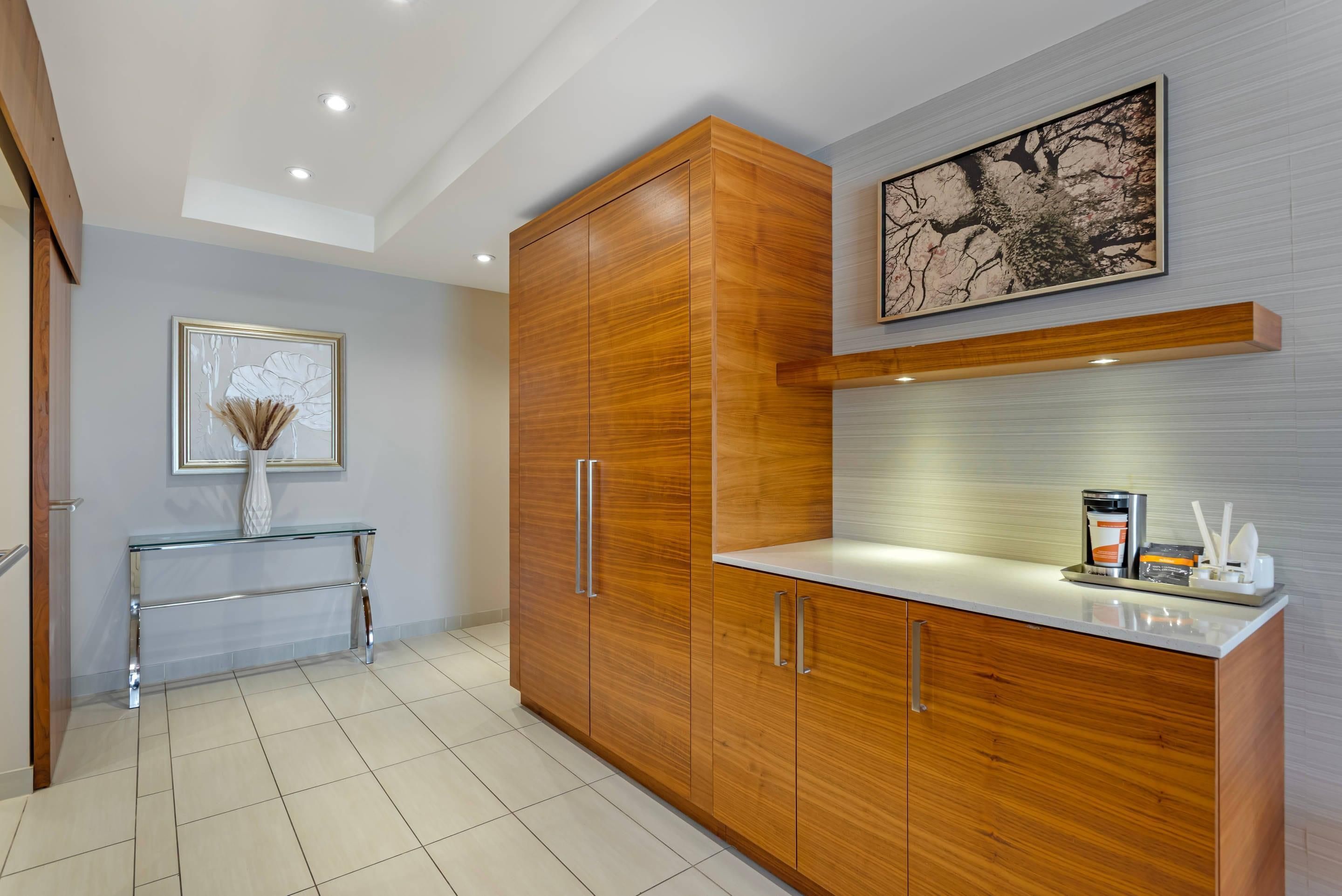 Radisson Hotel and Conference Center Calgary Arpt - Calgary - Makuuhuone