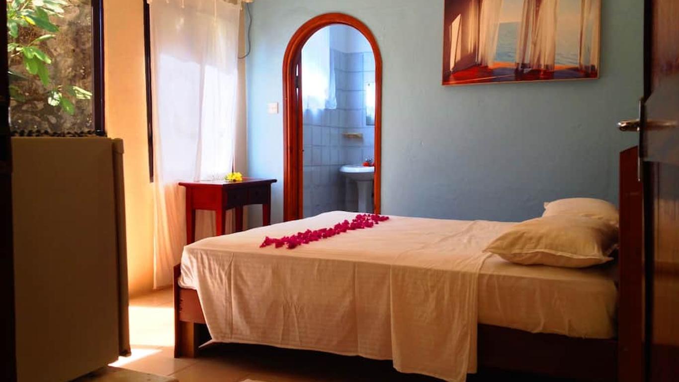 Beau Vallon Bungalows