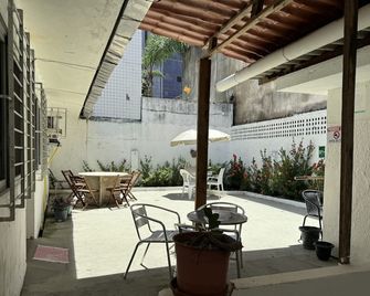 Casa Recife Pousada - Recife - Patio