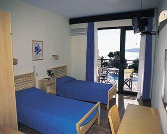 Agnadi Hotel - Katsaros - Slaapkamer