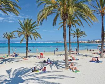 Stunning Home In Bahia Azul-Badia Blava - El Arenal (Mallorca) - Playa