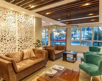 Hotel Le Pelican - Assunção - Lounge