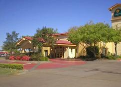 La Quinta Inn by Wyndham Tyler - Tyler - Edificio