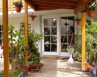 Hotel Rossner - Muenchberg - Patio