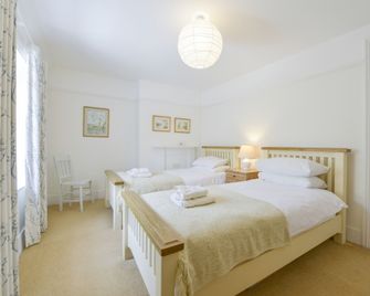 4 Coastguards Cottage - Kingsbridge - Bedroom