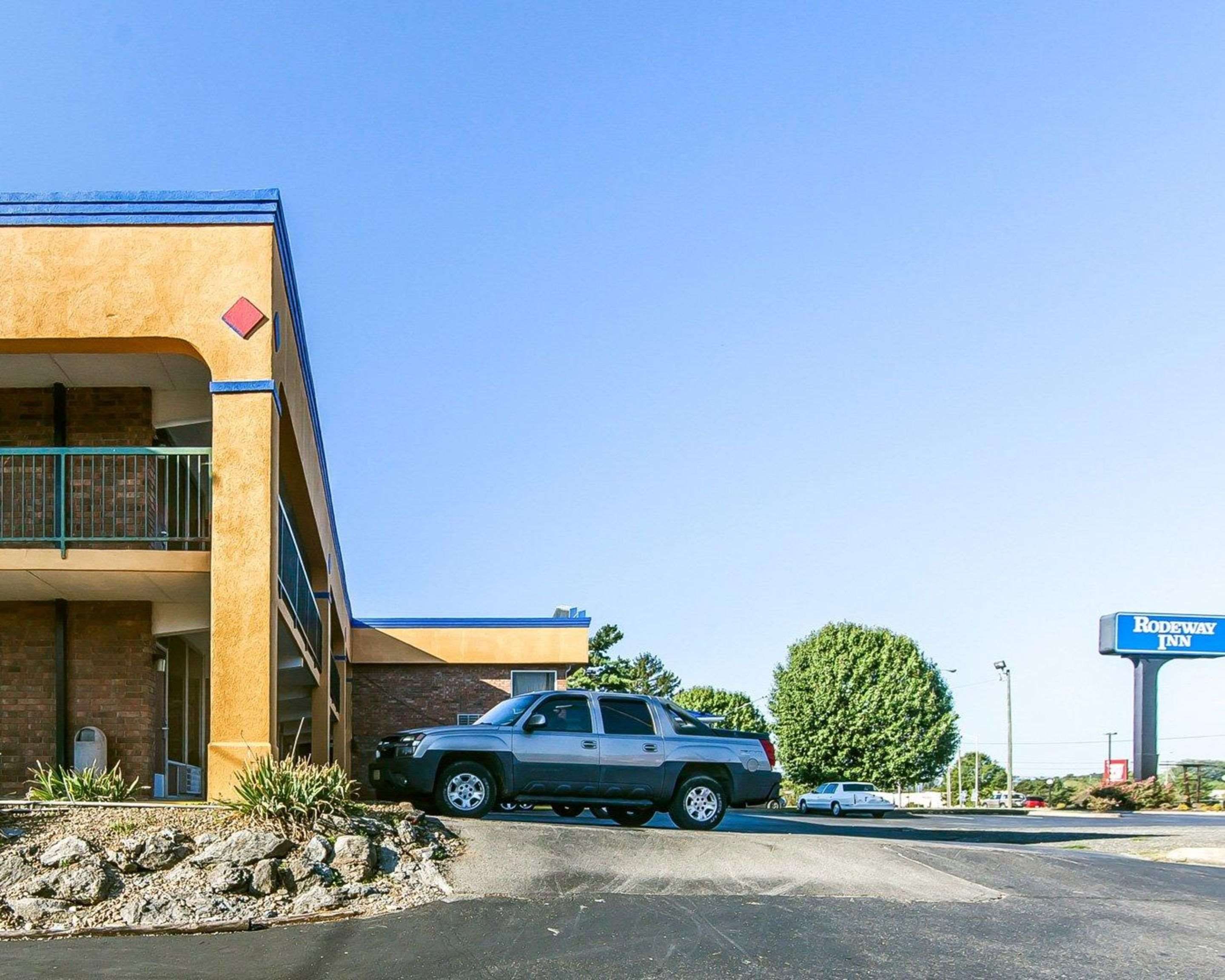 Rodeway Inn Sweetwater 62 Sweetwater Hotel Deals Reviews - Kayak