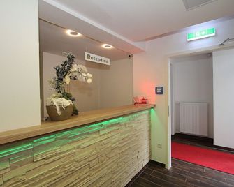 Pension Villa Colosseo im Herzen von Meiningen - Meiningen - Receptie