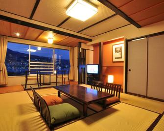 Hotel New Akao - אטאמי - חדר אוכל