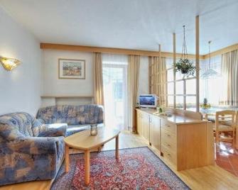 Hotel Jaufentalerhof - Ratschings - Wohnzimmer