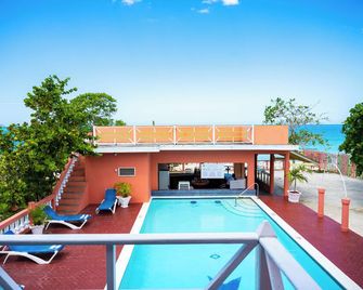 Shields Negril Villas - Negril - Piscina