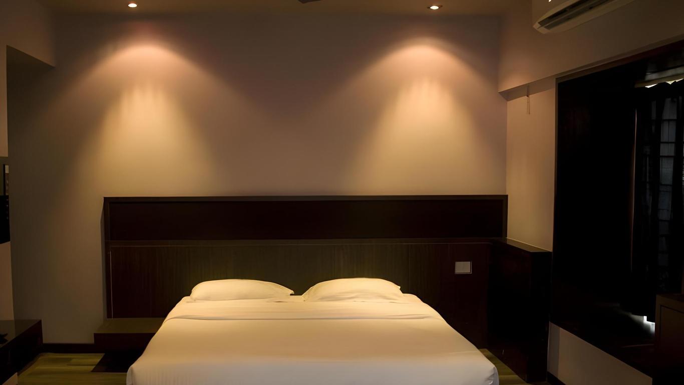Hotel 16 Degrees North
