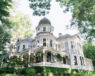 빌트모어 빌리지 인 B&B - 애슈빌 - 건물