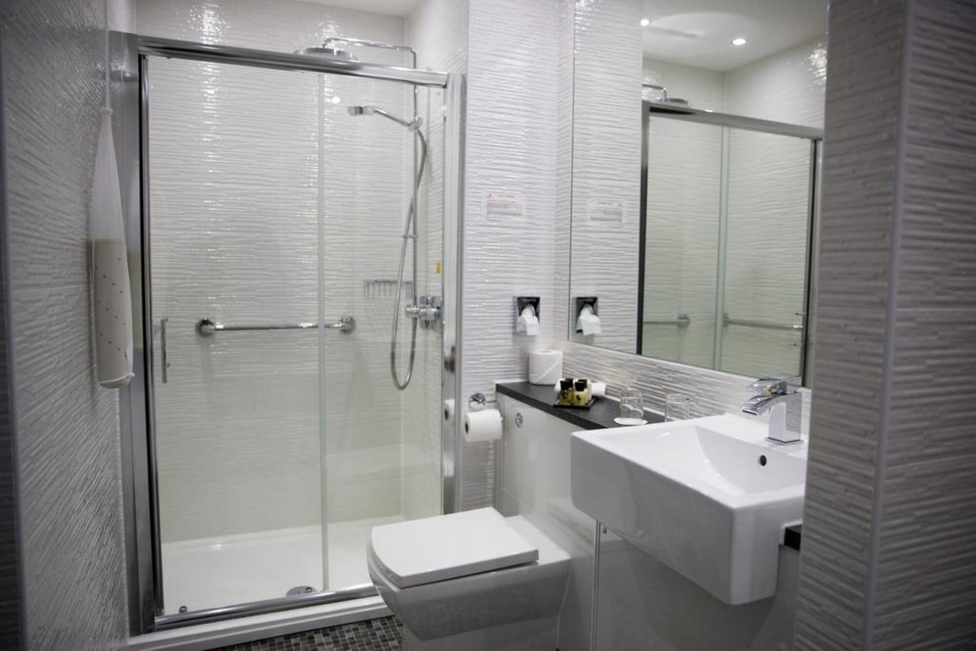 Keswick Country House Hotel - קזוויק - חדר רחצה