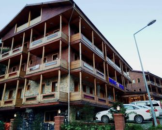 Meric Hotel - Uzungöl - Edificio