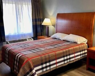 Sunwestern Suites - Douglasville