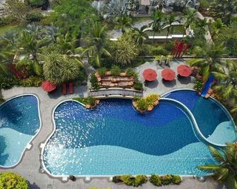 AnCasa by Ambassadors Suite - Si Rusa - Piscina