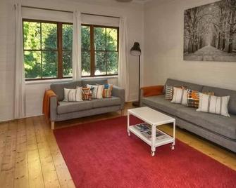 Glamis Cottage Blackheath - Blackheath - Living room