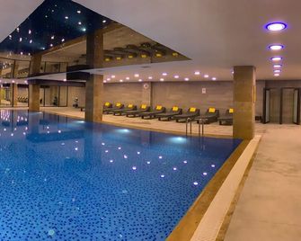 Mardiva Hotel - Mardin - Bazén
