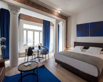 Room Gran Via - Madrid - Habitación