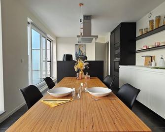 Penthouse with big terrace - Vilvorde - Salle à manger