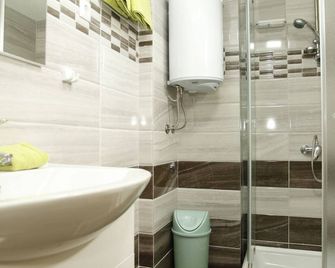 Apartments and Rooms Krizmanic - Plitvicka Jezera - Μπάνιο