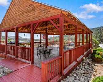 Best Western Plus Ruidoso Inn - Ruidoso - Patio