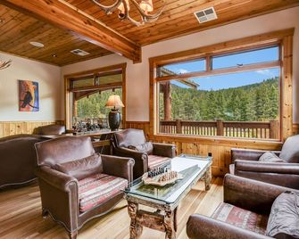 Rainbow Ranch Lodge - Big Sky - Vardagsrum