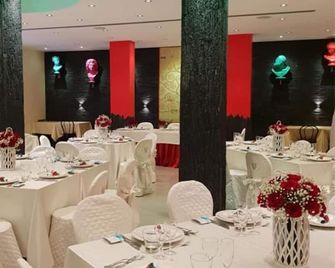 Hotel La Rosa dei Venti - Monte San Giusto - Sala ricevimenti