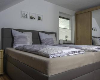 Ferienwohnung Grauschiefer - Saarburg - Schlafzimmer