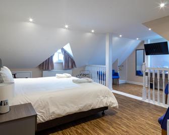 OYO The Gissons Hotel - Exeter - Phòng ngủ