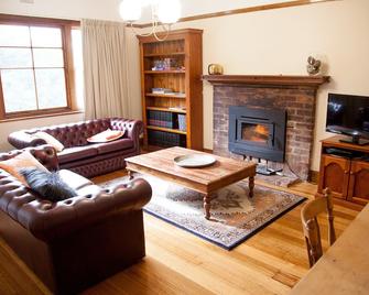The Pear Cottage - Port Arthur - Wohnzimmer