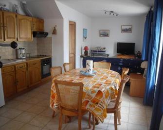Maison de Pecheur - Port-en-Bessin-Huppain - Comedor
