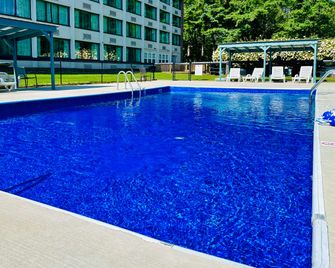 Clarion Hotel Conference Center Maggie Valley - Maggie Valley - Pool
