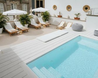 Emblematico F24-Only Adults B&b - Santa Cruz de Tenerife - Piscina