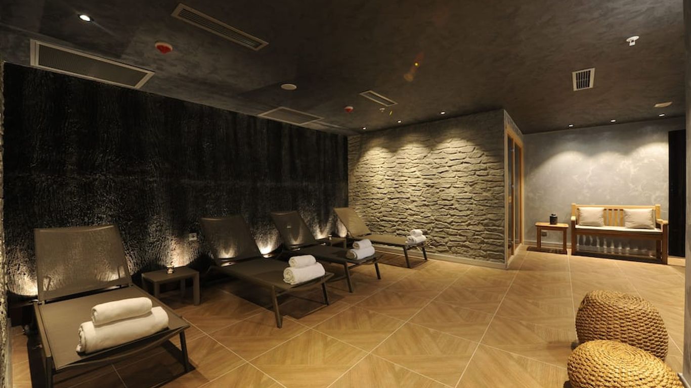 Le Petit Palace Hotel