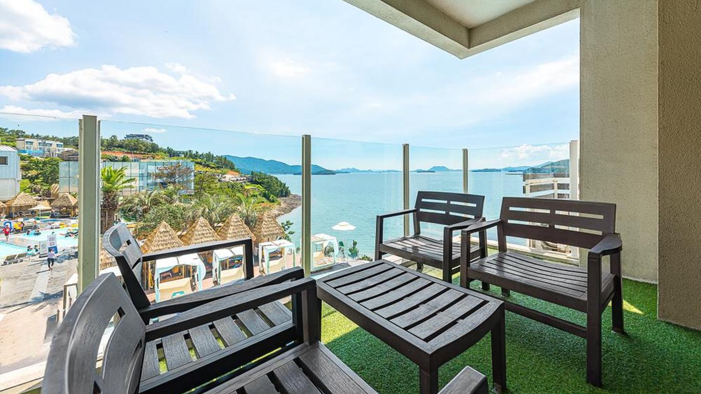 La Terrace Boutique Resort & Spa