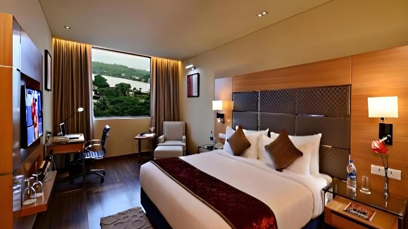 كانتري إن آند سويتس باي راديسون، جوا بانجيم