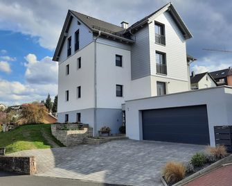 New from spring 2025! Vacation apartment 'Kleine Auszeit' in the Spessart - Burgsinn - Edificio