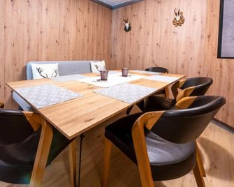 Apart Edi Inkl Silvretta Premium Summerc - See - Dining room