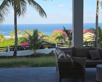 Coconut Breeze SVG - 2 bdrm seaview apt - Argyle